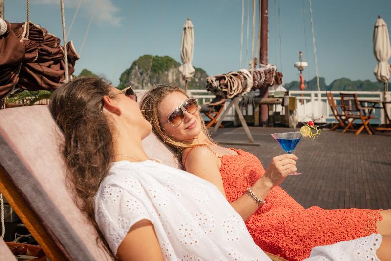Heritage Line Violet Cruise - Halong Bay & Lan Ha Bay Ha Long Zewnętrze zdjęcie